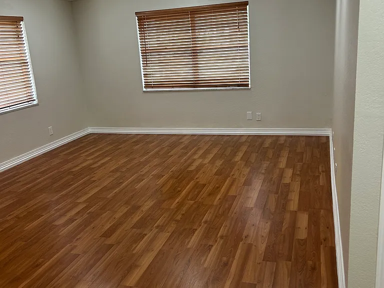 1300 Moffett St #314 — Photo 2