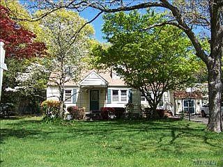 1st image of 10 Stratford Ave