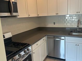 11982 Cedar Ave APT C, Hawthorne, CA 90250