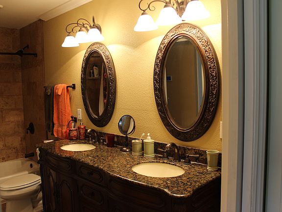 5th image of 3151 San Bernardino Way