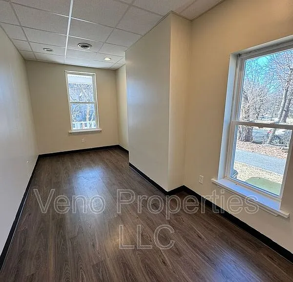 219 Spring Ave #1 — Photo 17