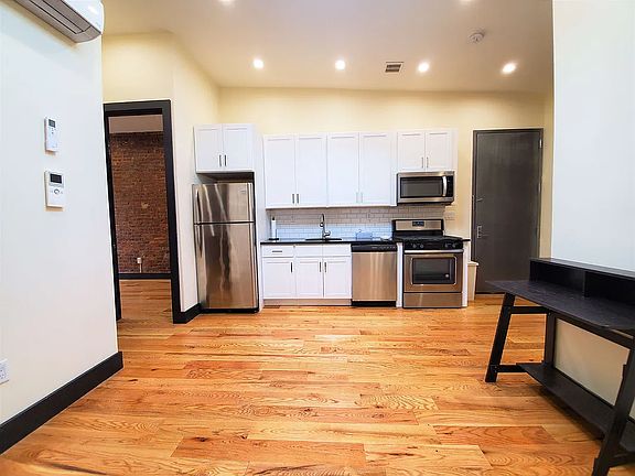 2nd image of 756 Putnam Ave Floor 4