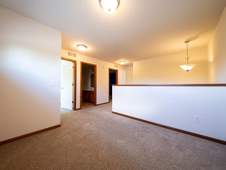 1814 Spring Creek Dr — Photo 24