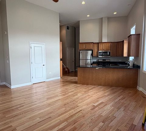 5th image of 5520 W Edmunds St #1