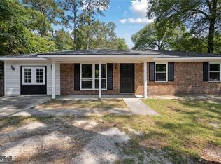 1021 Walnut Ct, Springfield, GA 31329