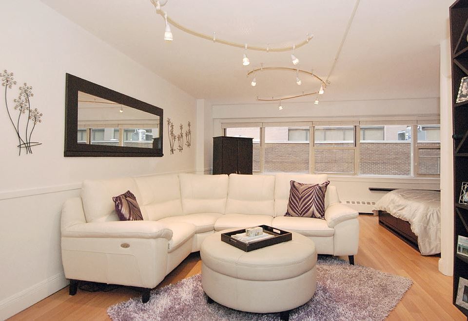 1st image of 153 E 57th St APT 3A