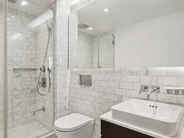322 W 57th St #34Q — Photo 8