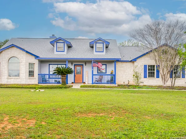 1919 COUNTY ROAD 357, La Vernia, TX 78121
