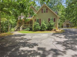 321 Conasauga Dr, Cleveland, GA 30528
