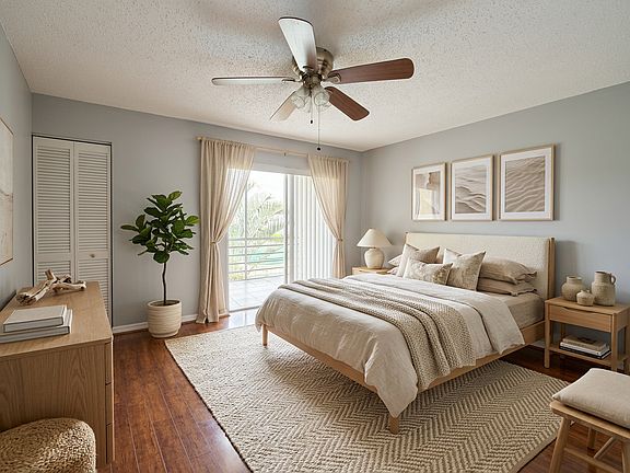 5th image of 100 Village Green Cir E APT 306