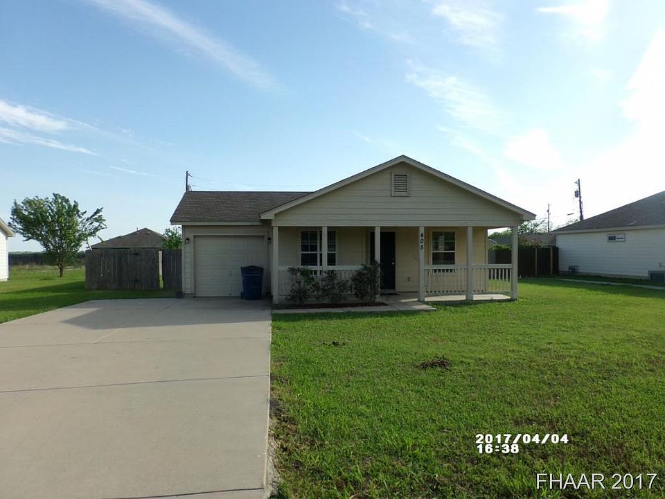 1st image of 405 E Pietzsch St