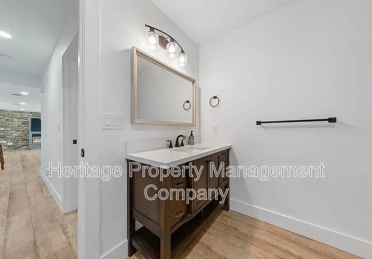 784 Hill Top Dr — Photo 26