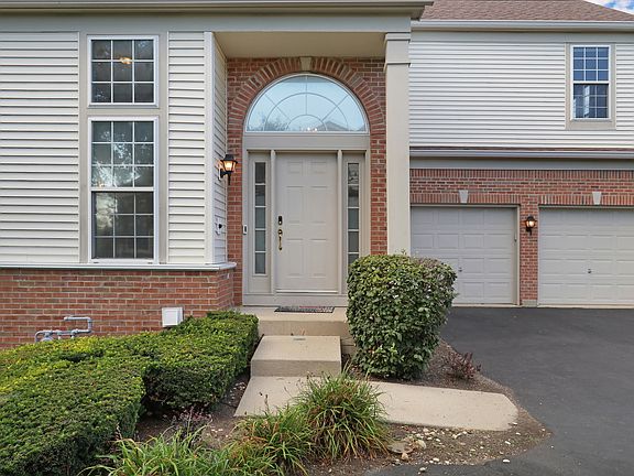 3rd image of 2833 Waterfront Ave