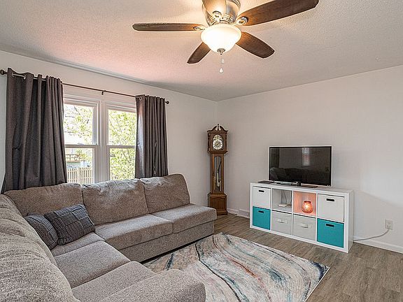 4th image of 1819 Sussex Ct