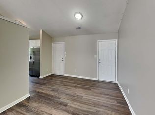8733 Purple Thistle Ln, Charlotte, NC 28215