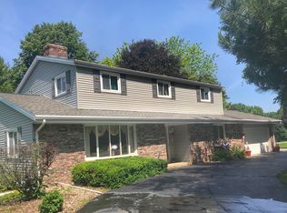 4603 Meadow Ln, Slinger, WI 53086