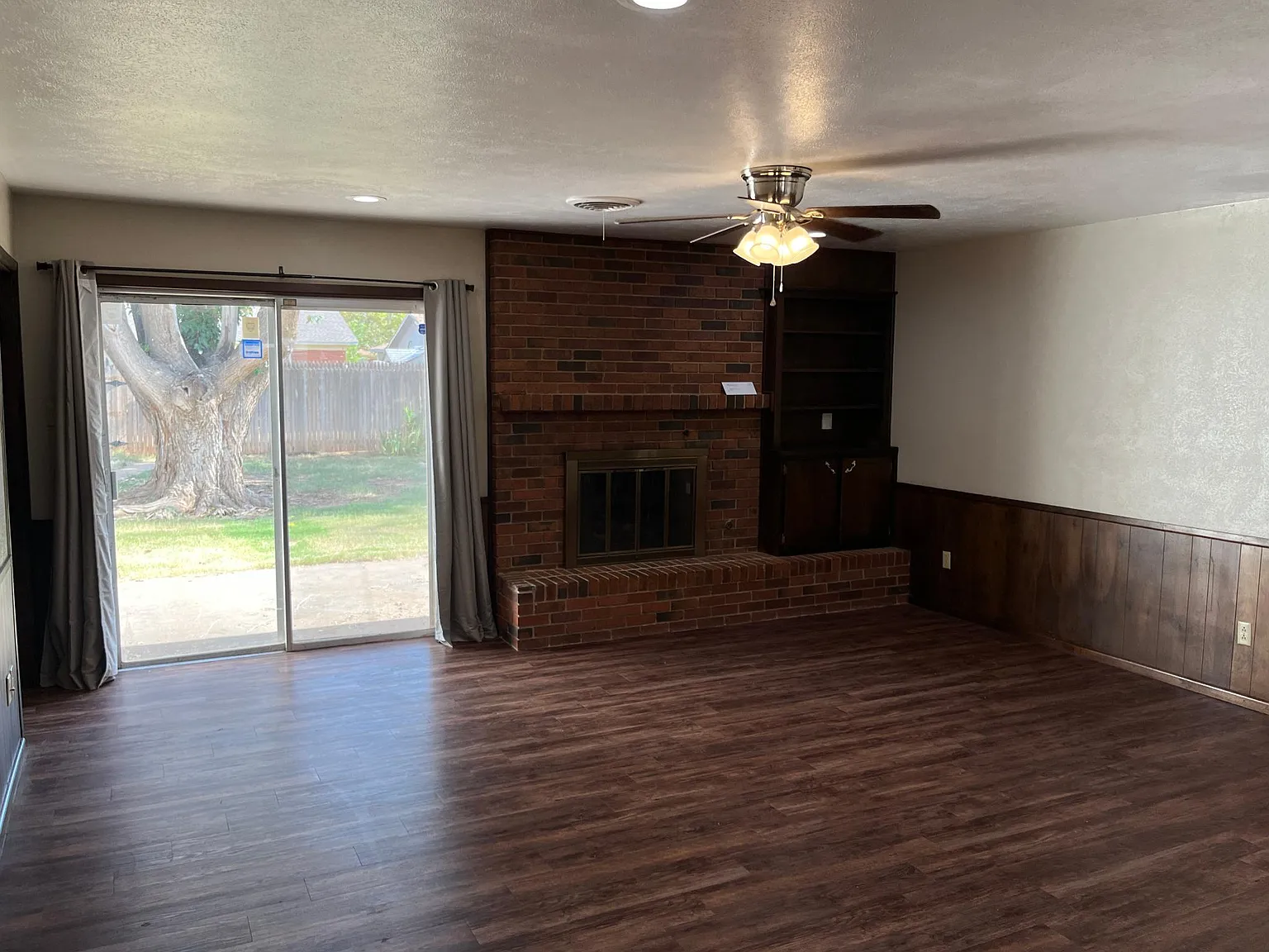 4 bed, 2000 sqft, $2,400 — Photo 4