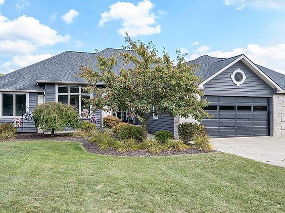 2nd image of 10684 Mieras Dr NE