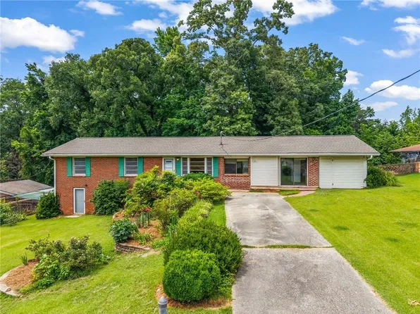 8 Elita Dr, Gainesville, GA 30504