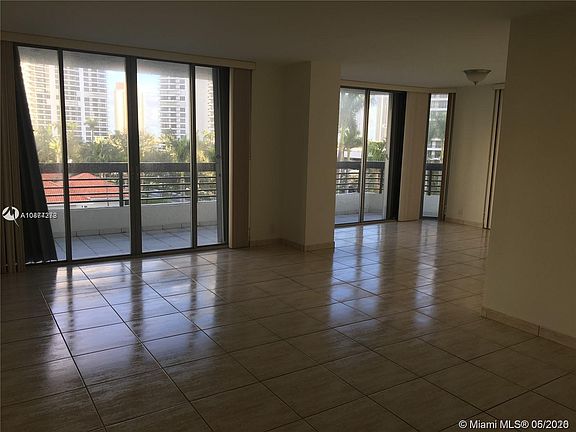4th image of 3500 Mystic Pointe Dr APT 508