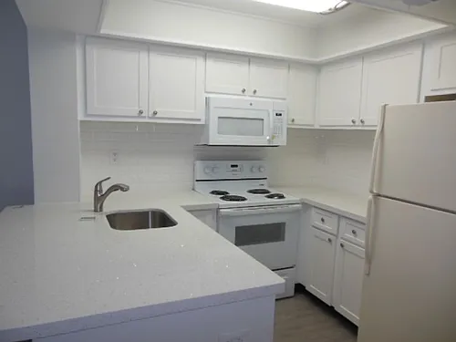738 Executive Center Dr Photo 1