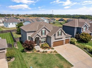1012 NW 94th St, Kansas City, MO 64155