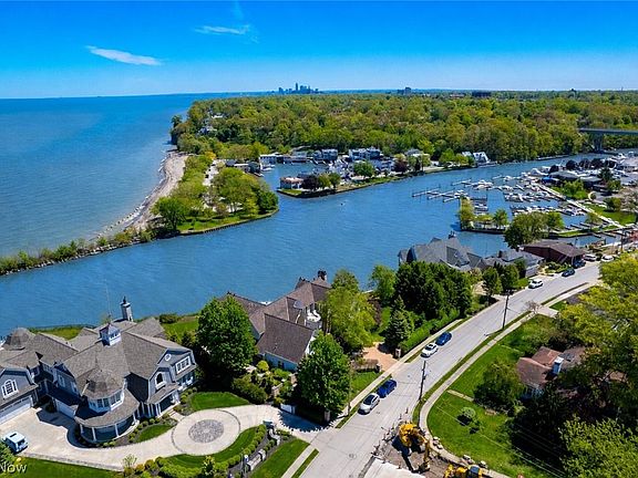 2nd image of 19486 Frazier Dr