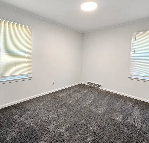 15552 Woodworth St — Photo 10