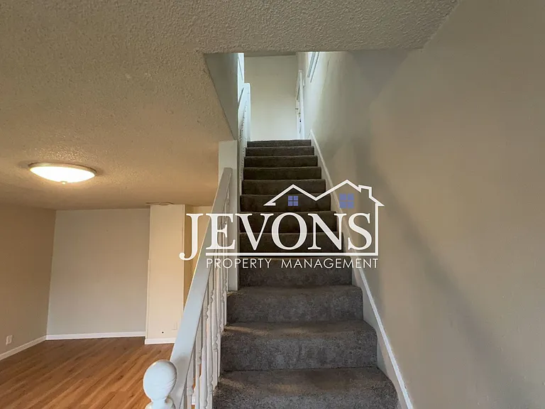 723 S Sprague Ave #A — Photo 6
