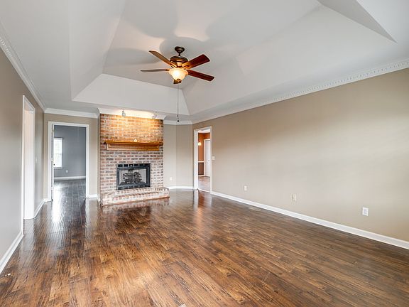 4th image of 120 Cloverfield Ct