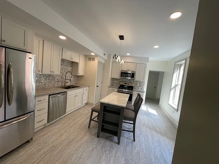 2310 Chapline St #2 — Photo 15