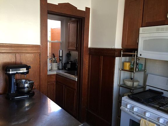 2nd image of 2585 California St