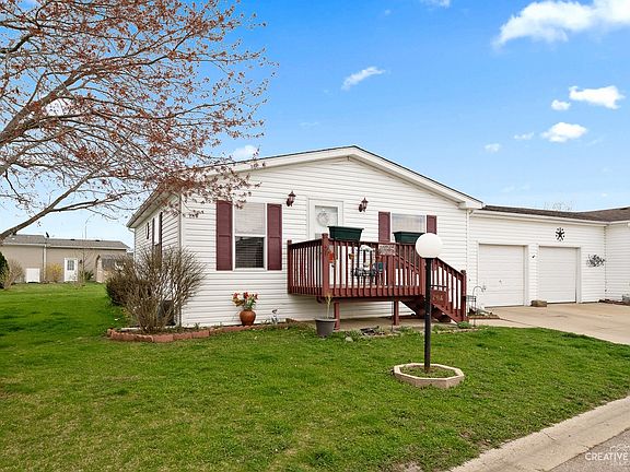 2nd image of 241 Meadowlark Ln #A