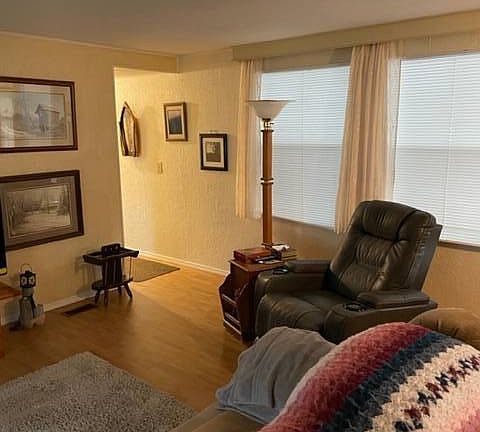 4th image of 21A Douglas Dr