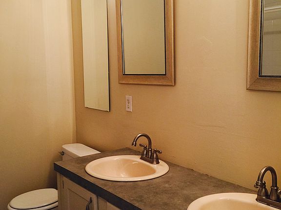 Double sink bathroom