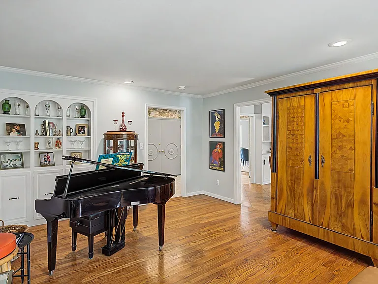 8311 Juniper St — Photo 22