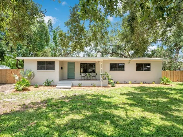 312 Palencia Pl, Lakeland, FL 33803
