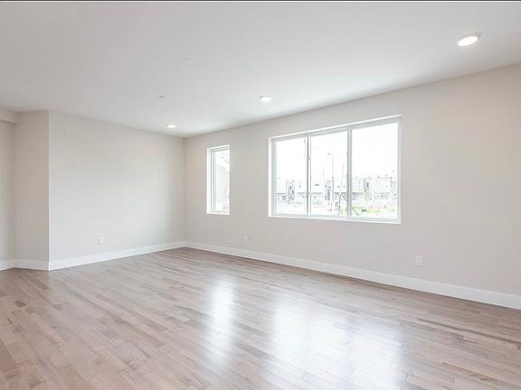 5th image of 1631 Point Breeze Ave #1-G