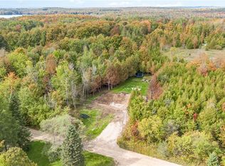 135 Sir Williams Ln, Grey Highlands, ON N0C1E0