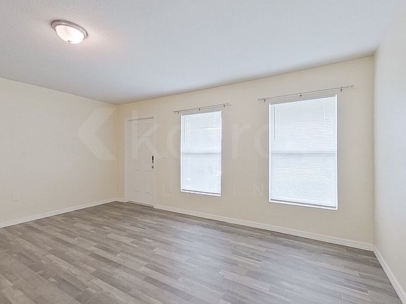 2nd image of 27008 Anthony Ave