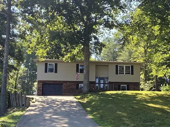 12418 Kelly Dr, Ashland, KY 41102