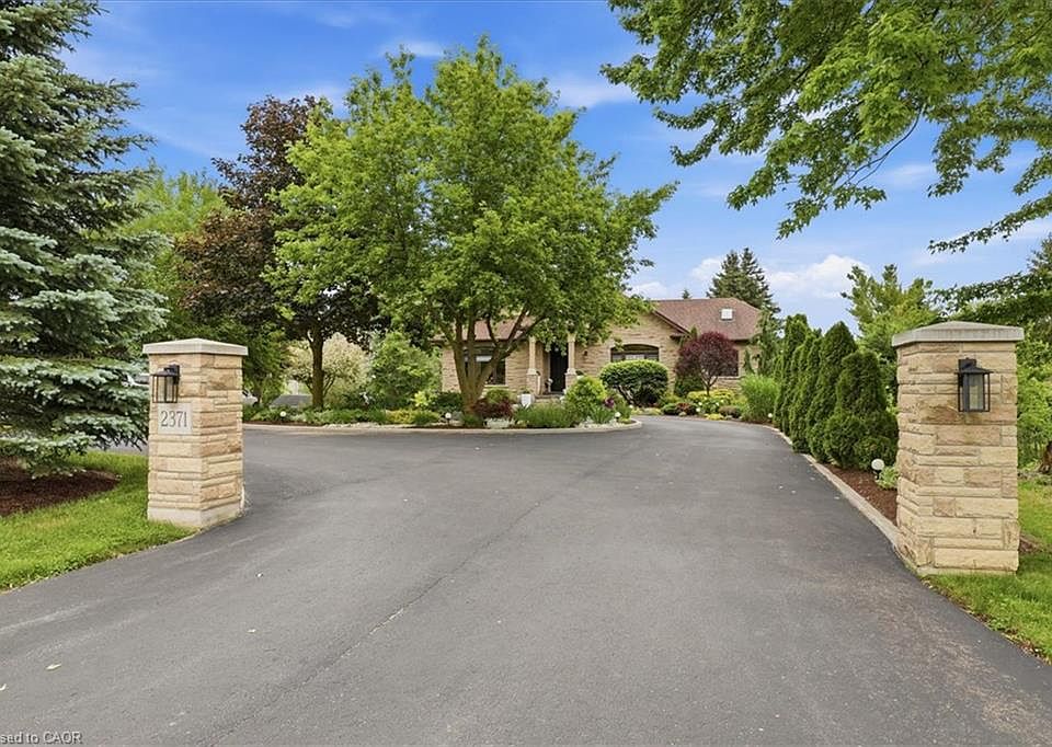 1st image of 2371 Snyders Rd E