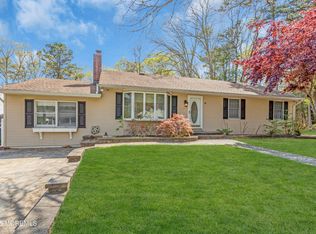 10 Clay Hole Rd, Little Egg Harbor, NJ 08087