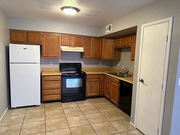 5th image of 6219 E Glencove St APT 3