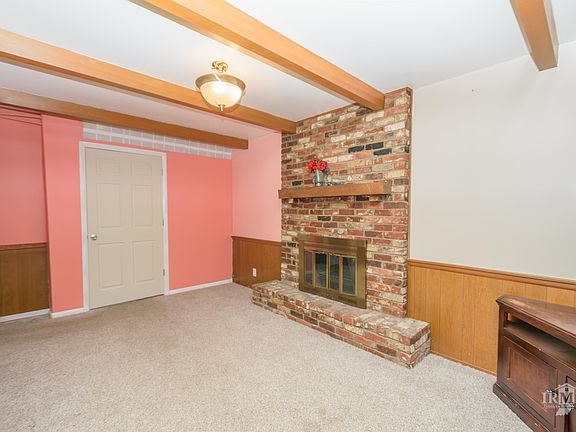 5th image of 2609 W Lincolnshire Dr