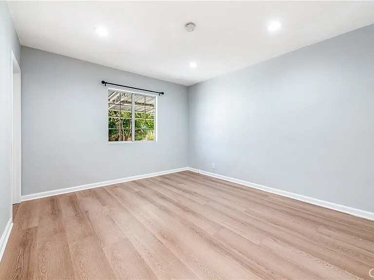 12549 Barbara Ann St — Photo 9