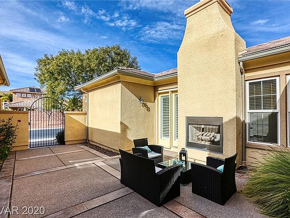 3rd image of 8552 Grand Palms Cir