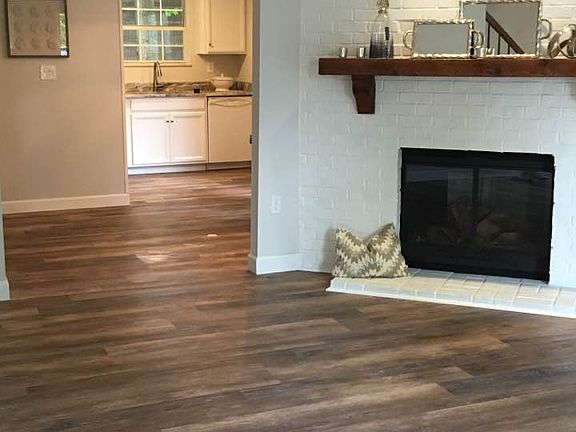 New Laminate  Flooring
