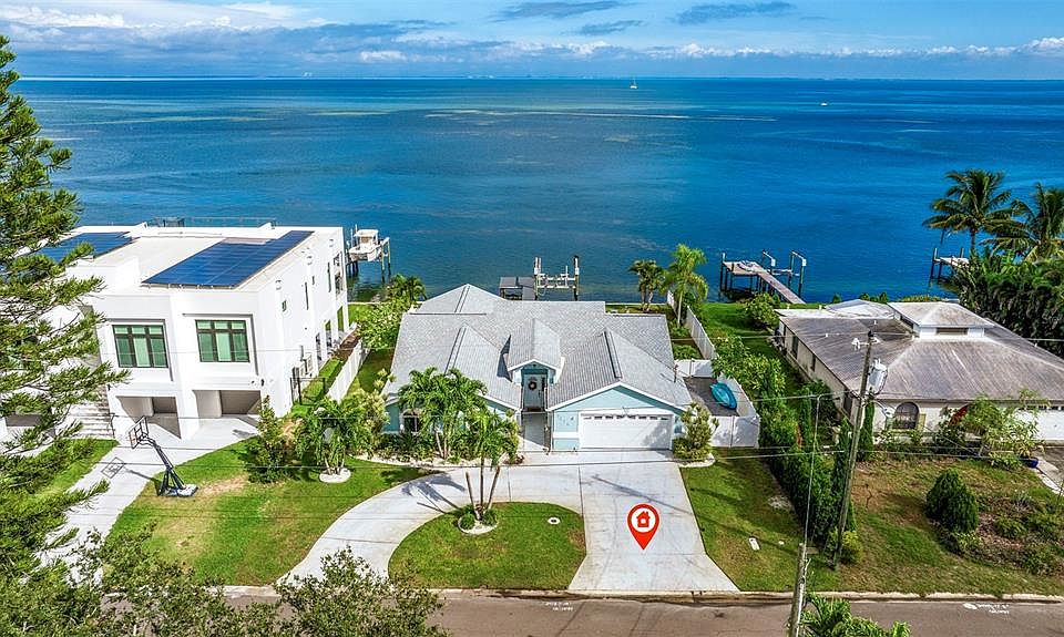 1st image of 3478 COQUINA KEY DRIVE SE