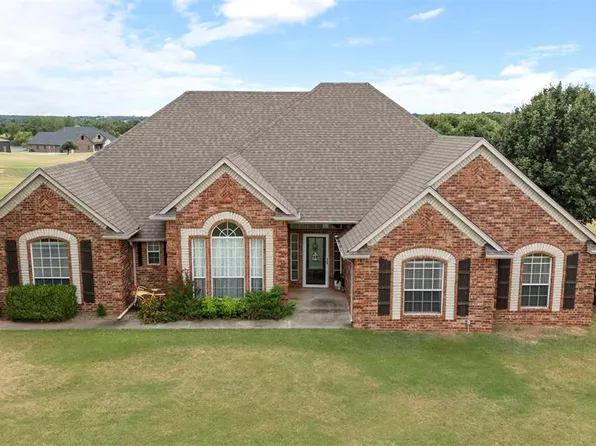 2286 Sandpiper Dr, Blanchard, OK 73010